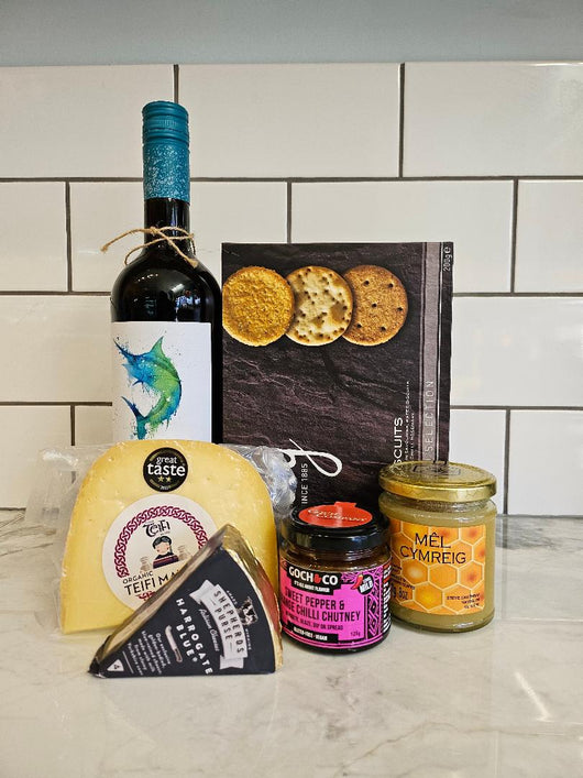 The Festive Selection | Christmas Cheese Gift Hamper