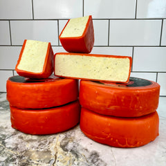 Harlech Welsh Cheddar – Horseradish and Parsley Blend